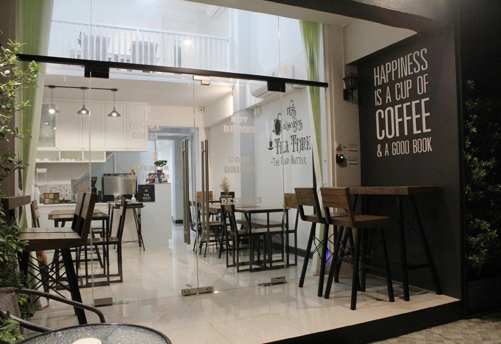 The Most Coffee & Guesthouse チエンマイ エクステリア 写真
